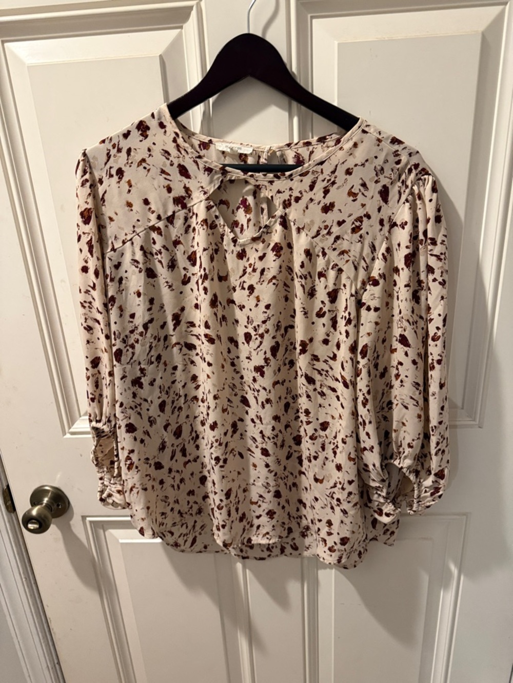 Maurices Cream Blouse with Brown Floral Tie Neck Size L